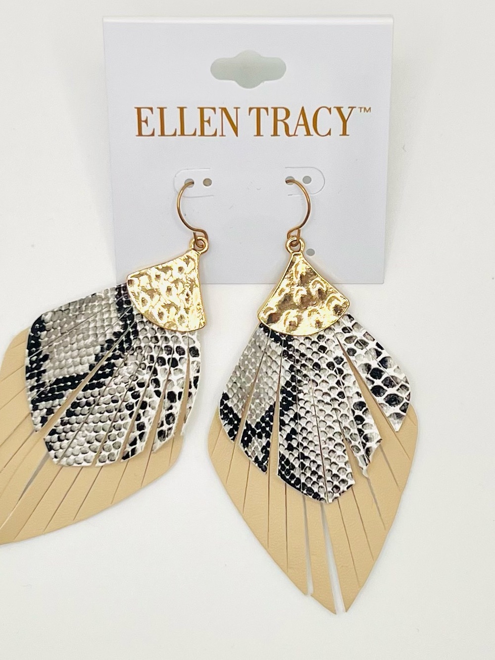 NWT✨Gold Layered Python Dangle Earrings - Picture 12 of 13